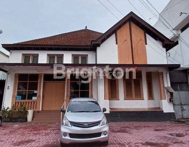 Rumah kuno cocok untuk rumah makan