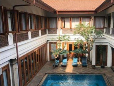 Rumah Megah 2 Lantai Siap Huni Cocok Untuk Staf Kedutaan Jaksel