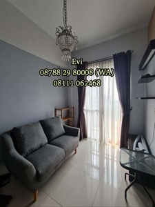 Sewa Apartemen Westmark 2 Bedroom Lantai Tengah Furnished Bagus