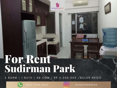 Sewa Apartement Sudirman Park 2 Bedrooms Lantai Tinggi Full Furnished