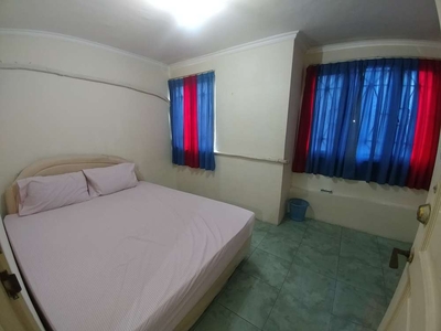 2 Bed Furnish Lantai Tengah Dan Harga Murah di Wisma Gading Permai