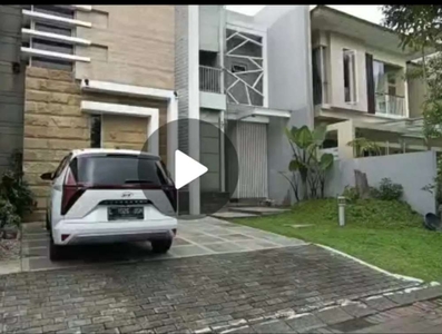 DIJUAL BU MURAH RUMAH HADAP SELATAN EASTWOOD CITRALAND SURABAYA