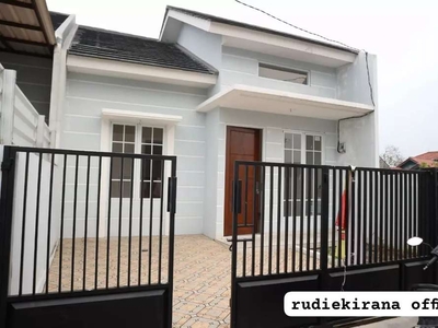 Dijual rumah baru di komplek perumahan Laladon indah Bogor