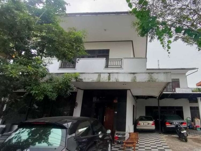 Dijual Rumah Bersih Terawat Siap Huni Tanah Luas di Jl. Beringin