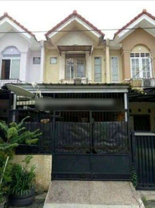 Dijual Rumah minimalis 2 lantai di Mutiara Taman Palem Jakarta Barat