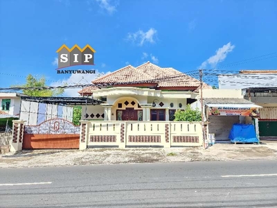 Dijual Rumah di Jalan Poros Banjarsari dekat Stasiun Banyuwangi kota