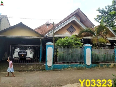 Dijual rumah tanah luas 4 kamar di Curug Tangerang