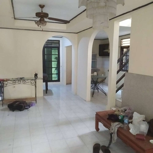 DIJUAL RUMAH TINGKAT DI TANGERANG SELATAN