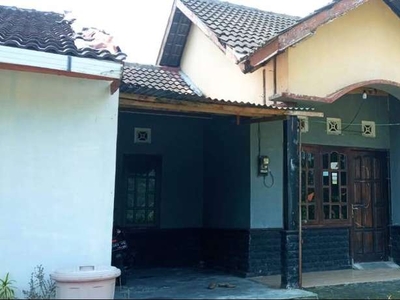 dikontrakkan 1 unit rumah