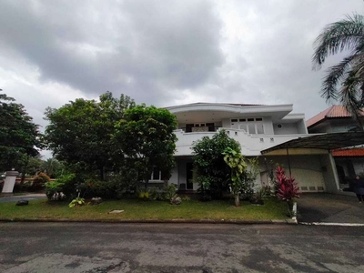 Disewakan Rumah Mewah Lt. 575 Cluster Cemara Alam Sutera Tangerang