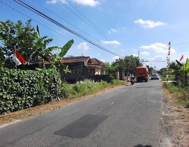 KALIURANG KM 10, Tanah Gentan Mangku Aspal