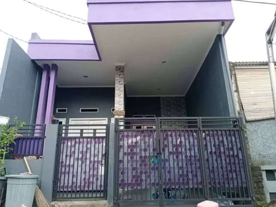 L- Rumah di perumahan daerah Rawakalong dijual cuma 300jtaan