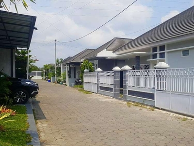 Rumah Dekat Kota Jalan Kabupaten Bonus Perabotan