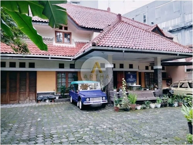 Rumah Dijual di Sayap Dago Dekat Kampus Unisba Bandung