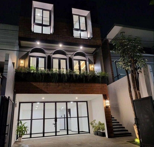 Rumah Mewah 3.5Lantai Ada SwimmingPool Di Pondok Indah Jakarta Selatan