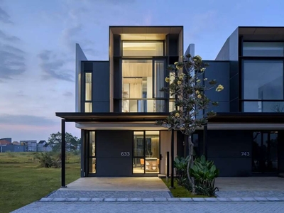 Rumah Modern Baru Amega Westparc Tanpa DP di Barat Surabaya
