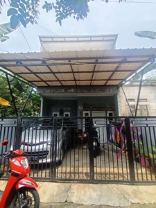 rumah reddy 2 lantai siap huni 50m shm