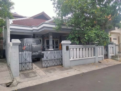 Rumah second dijual siap huni 170,m² Mekarsari Cimanggis Depok