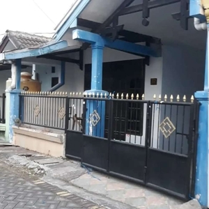 Siap huni . rumah di Driyorejo Gresik