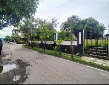 Tanah murah bonus rumah solo kota Serengan Solo