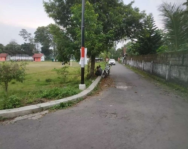 Tanah Tepi Jalan Raya Kaliurang dekat Kampus UII Yogyakarta