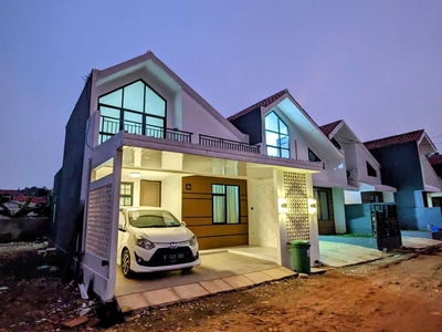 TOWNHOUSE MEZANINE KEKINIAN DI DEPOK