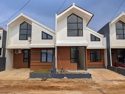 TOWNHOUSE MEZANINE SERTIFIKAT DI DEPOK