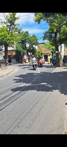 Di kontrakan tanah jalan utama Tukad Pancoran, Denpasar, Bali