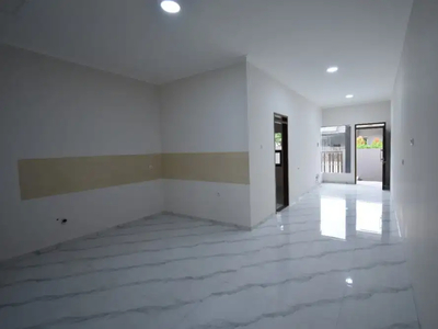 Dijual rumah baru di Taman Holis indah