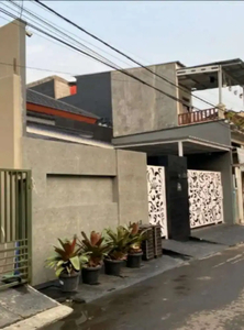 Dijual Rumah Desain Moderen Duren sawit Jakarta Timur