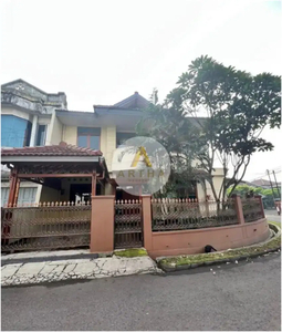 Dijual Rumah Mewah Hook di Cijagra Buahbatu Bandung