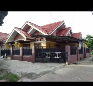 Dijual rumah second 148m² Raden Saleh Sukmajaya Depok