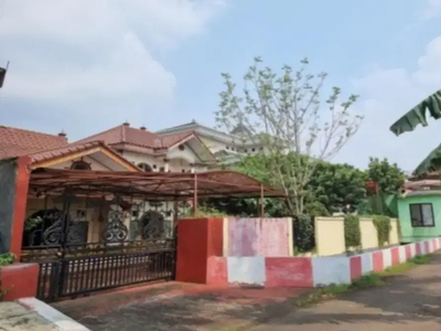 Dijual Rumah Tua Hitung Tanah Larangan