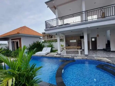 For sale villa minimalis modern lokasi tumbak bayuh canggu badung