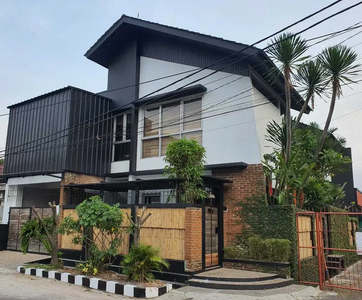 JUAL RUMAH BARU FULL FURNISHED di MARGAHAYU BANDUNG