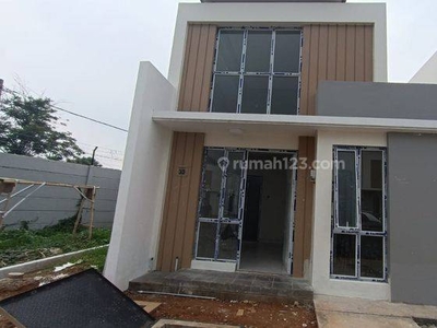 Rumah 2 Lantai Baru di Cluster Canna Paramount Petals, Tangerang