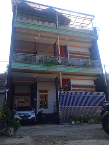 Rumah 3 Lantai di Cileunyi Bandung Timur