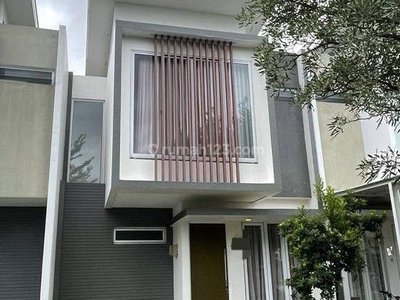 Rumah bagus dalam cluster bintaro jaya tangerang selatan