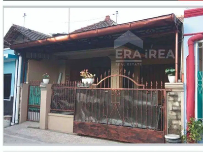 Rumah dijual di dekat Konimex Surakarta