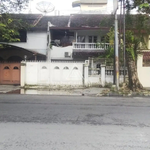 Rumah Jalan S. Parman Medan Baru