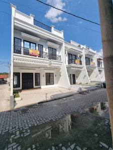 Rumah mewah dalan cluster di jagakarsa