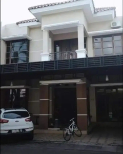 Rumah Mewah tengah Kota Makassar