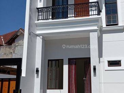 Rumah murah baru siap huni di Vila. Melation Mas Serpong