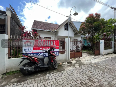 Rumah murah dengan tanah luas 100 meter dari jakal km 10