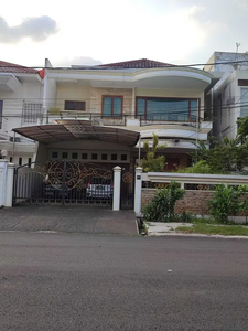 Rumah Nyaman Puri Indah Jakarta Barat