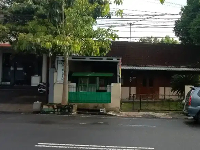 Rumah Semi Kayu Jati