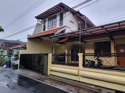 Rumah tengah kota Semarang siap huni dekat tol dekat simpang lima diju