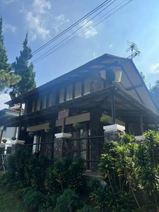 Rumah Villa Asri Adem Di Cisarua Lembang