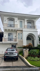 Dijual DIjual Rumah cantik di Taman Diponegoro Lippo Karawaci Tan