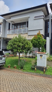 Dijual Rumah di Discovery Bintaro, Siap huni lt 135 di Sektor 9